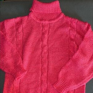 BRISTOL COURT SWEATER